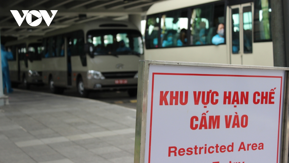 Latest repatriation flights bring home Vietnamese citizens from Malaysia